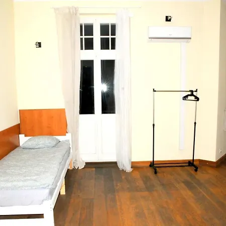 Economic Mandala Apartment Poznan Exterior photo