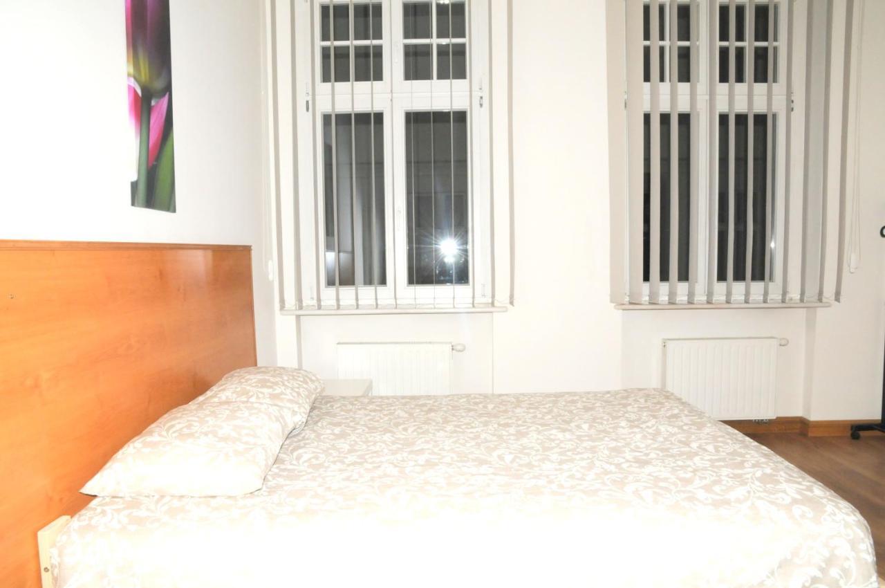 Economic Mandala Apartment Poznan