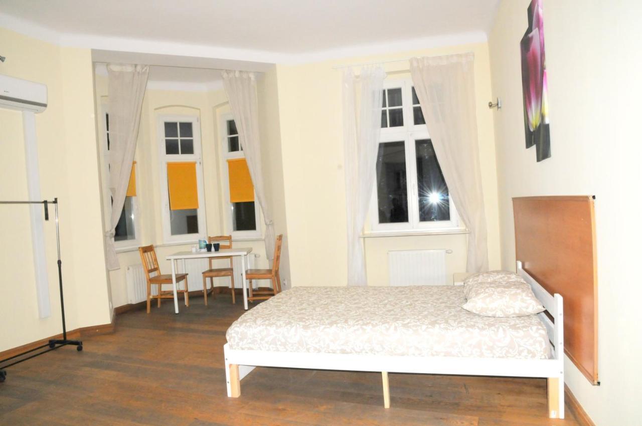Economic Mandala Apartment *